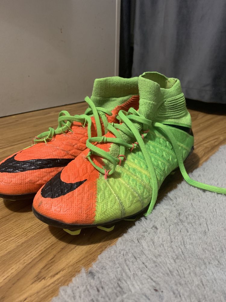 Ghete originale Acc de fotbal Nike Hypervenom [marimea 37,5]