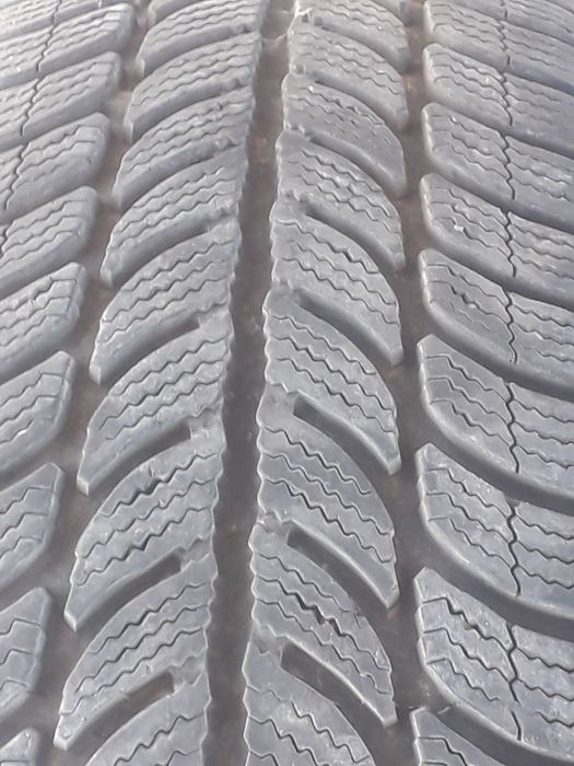 Зимни гуми с желязни джанти Debika