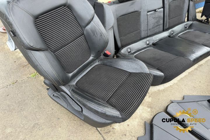 Interior complet cu fete usi si cotiera (de Europa) Break Renault Tal