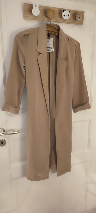 Trench H&M, vâscoză, mărime XS, model actual,nou cu eticheta