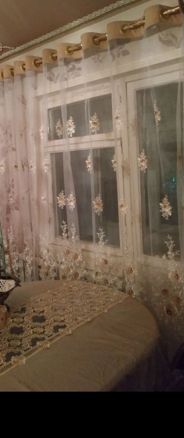 Шторы тюль в отличном состоянии+ 5 метровый труба карниз бонус.