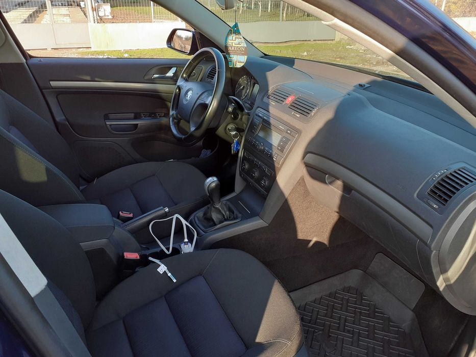 Skoda Octavia II  2.0 FSI  4x4