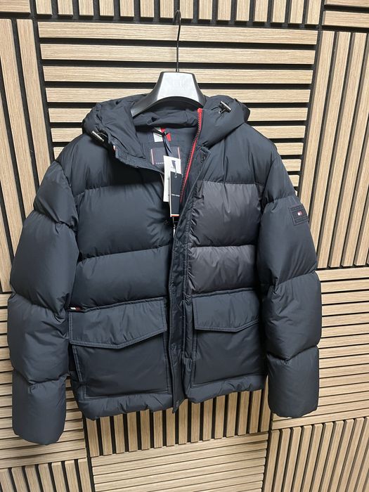 Tommy Hilfiger : New York Down - Ново М / Оригинал