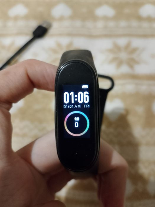 Продам смарт браслет