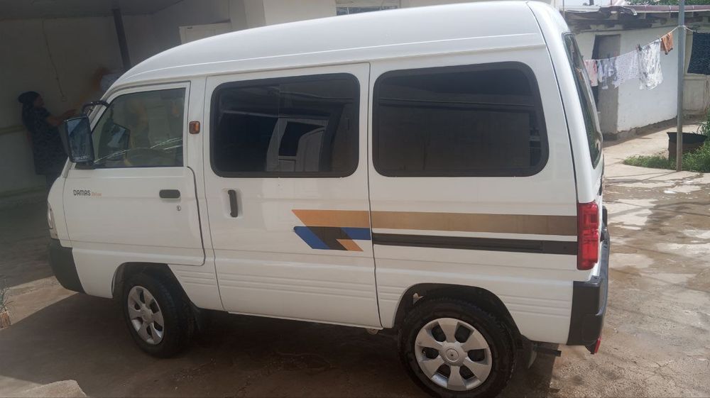 Мошин сотилади 2023 йли