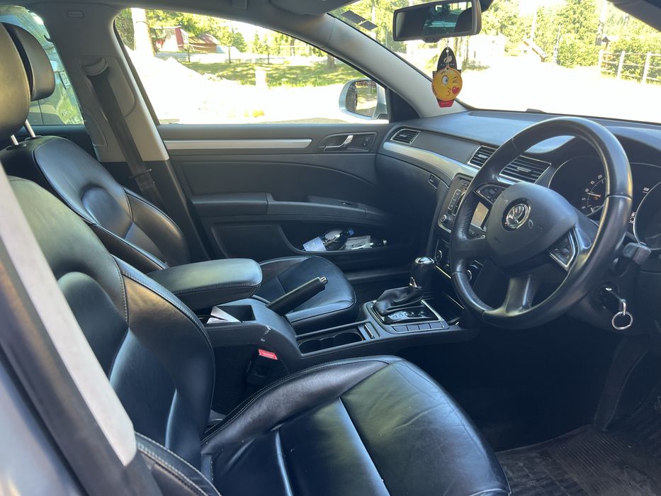 Skoda Superb 2015 2.0 DSG