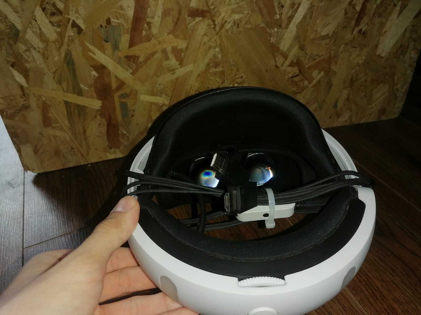 Vand casca VR PS4 (aproape noua)+ joc Farpoint