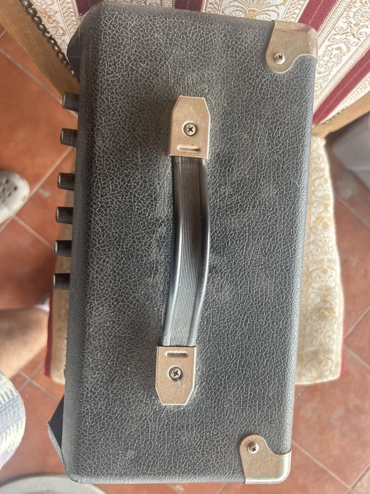 Amplificator chitara electrica fender frontman 15g