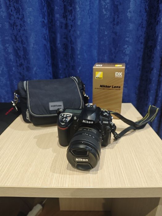 Фотоаппарат Nikon D200