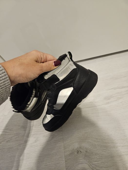 Зимни обувки H&M, 30 номер