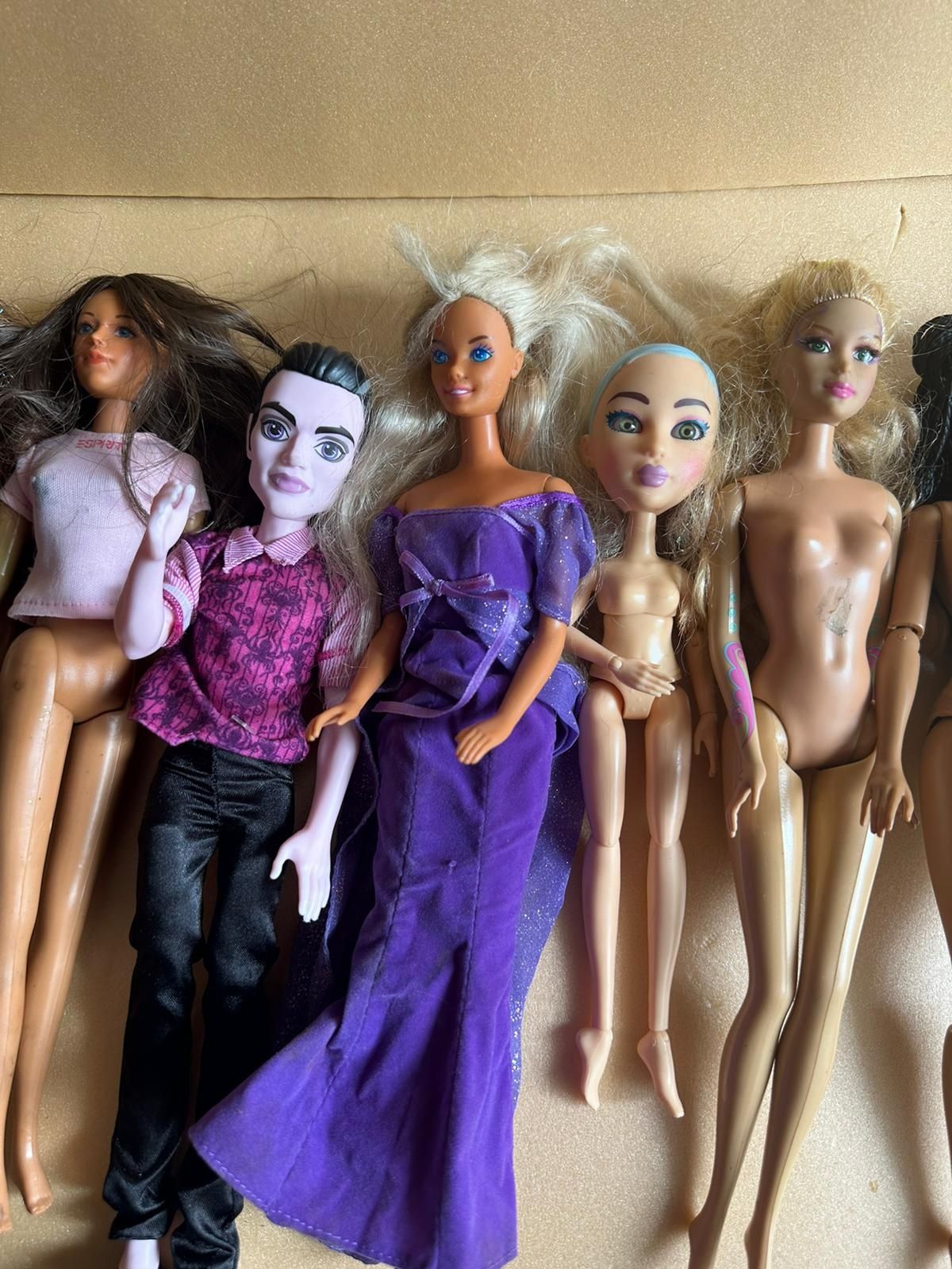 Papusi Barbie Mattel și altele