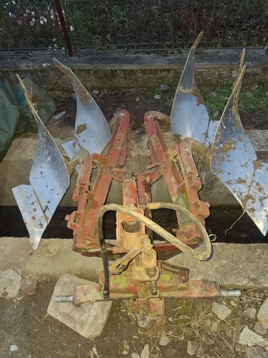 Plug reversibil 2 brazde