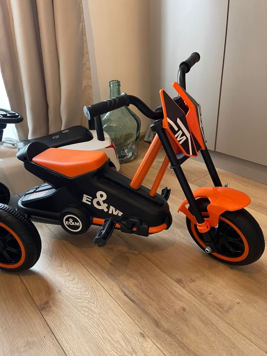 Tricicleta Kinderauto G301