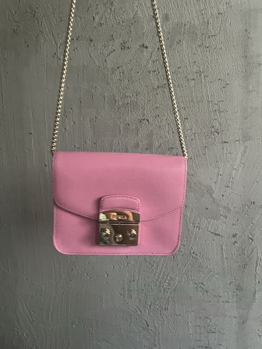 Малка розова чанта Furla