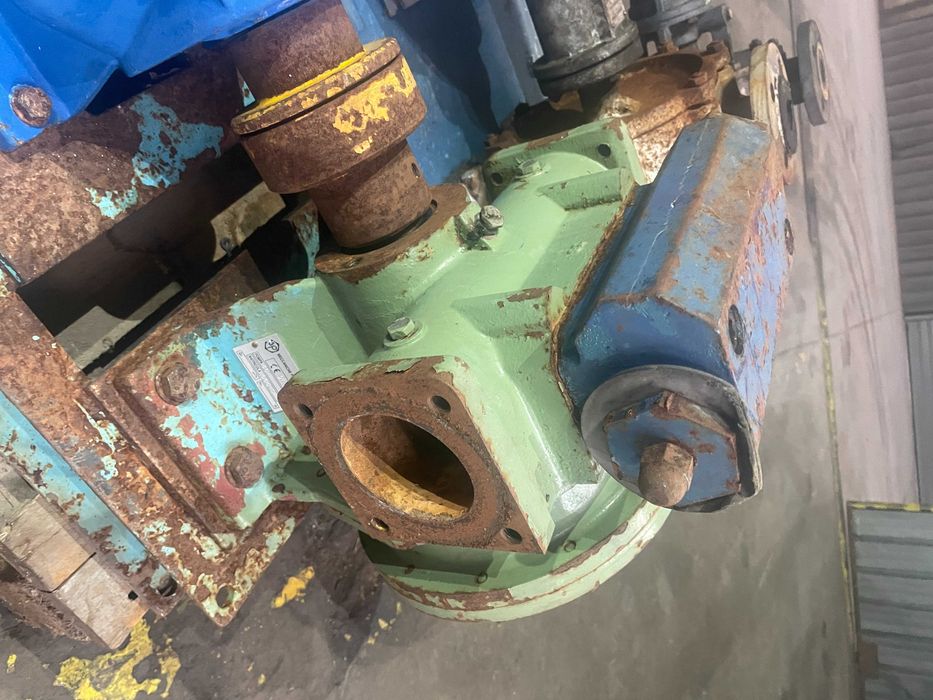 Зъбна помпа за гъсти течности