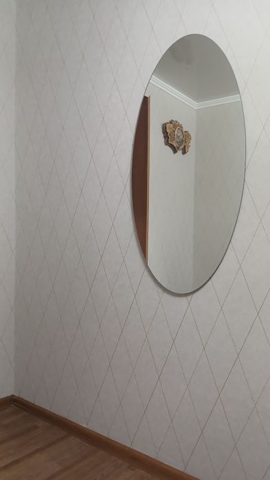 зеркало.Отличное состояние.самовывоз.кшт