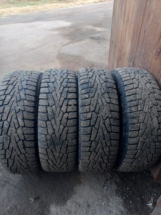 Продам зимнюю резину r16