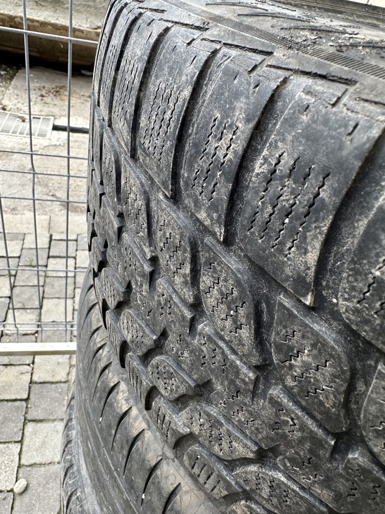 Anvelope iarna 235/45 R18