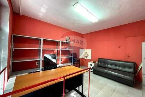 Продава се Тристаен апартамент в Шумен, Пазара - 78 кв.м за 1759 €/кв.м - Снимка #6