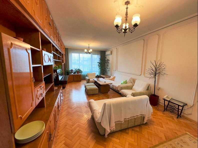 Продава се Многостаен апартамент в София, Лагера - 119 кв.м за 2900 €/кв.м - Снимка #1