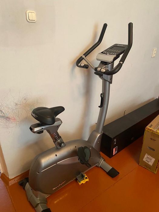 Велотренажёр HouseFit.