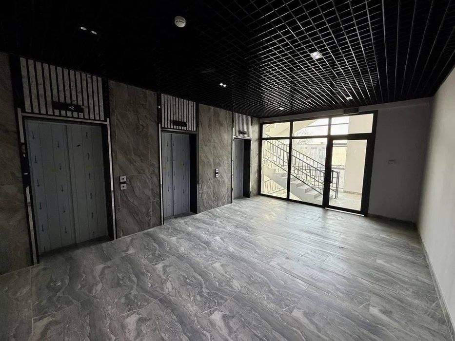 Махтумкули Арка мебель | 1219кв - нежилое помещение Аренда