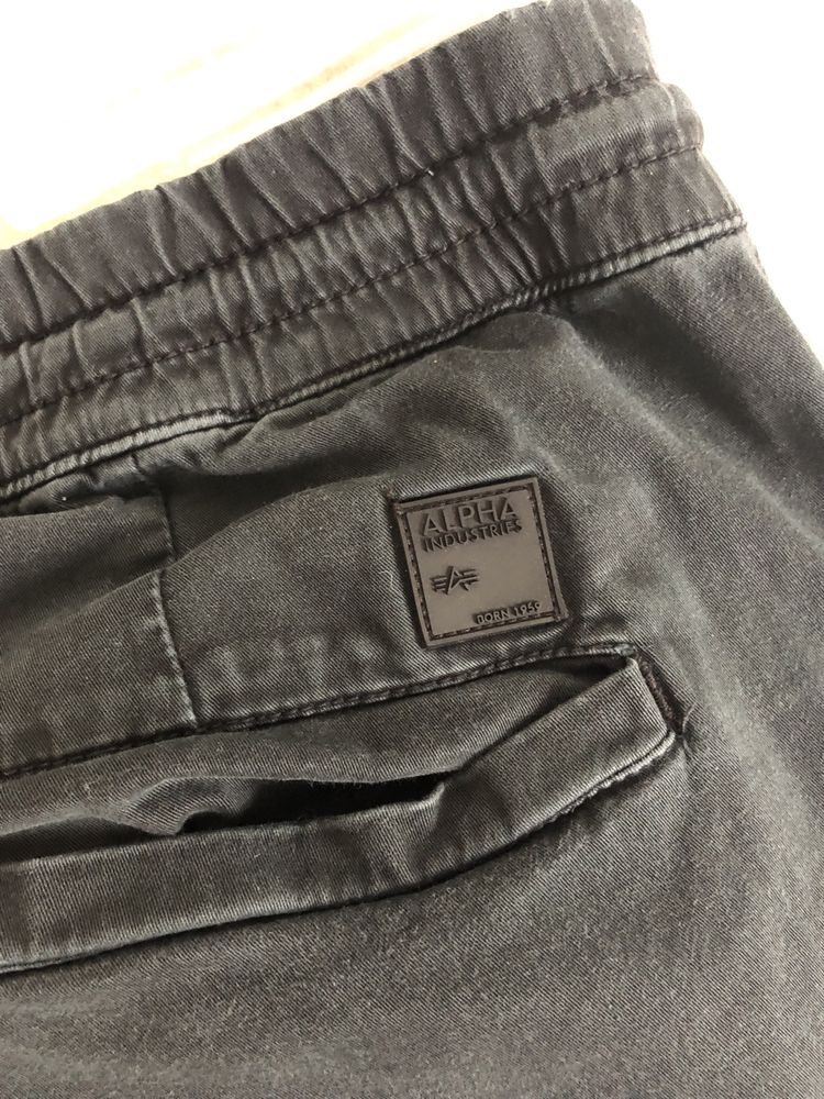 Pantaloni barbat , blue jeans - zara , levi strauss