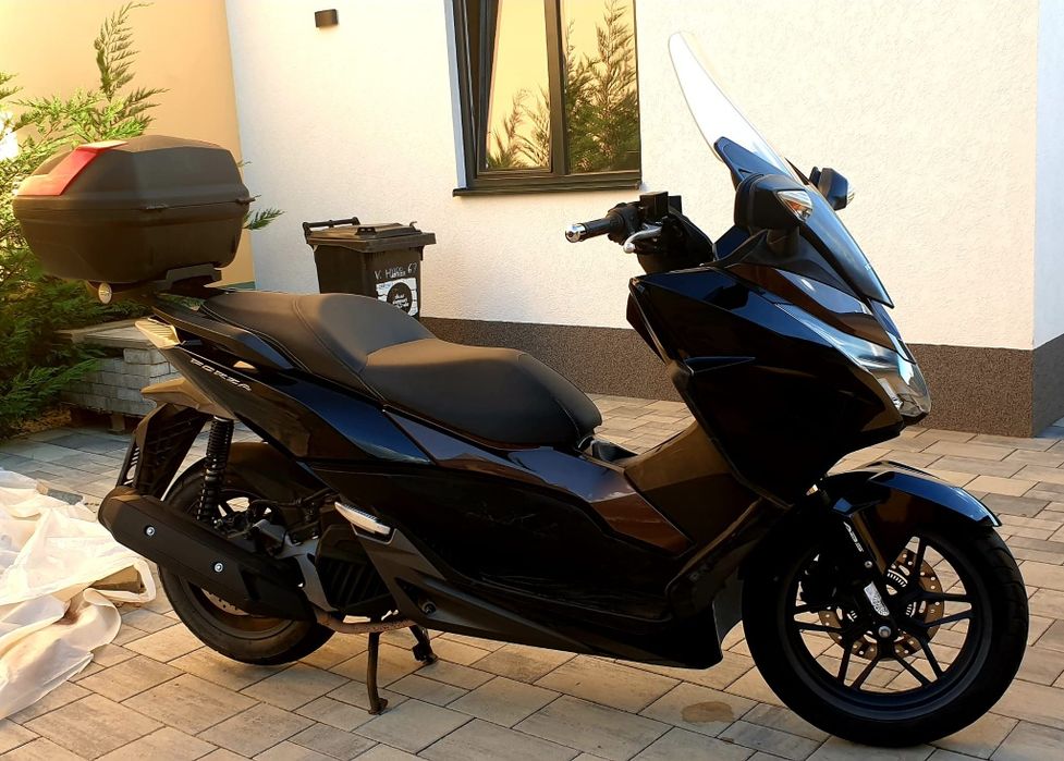 Honda Forza 125, 8300 km!