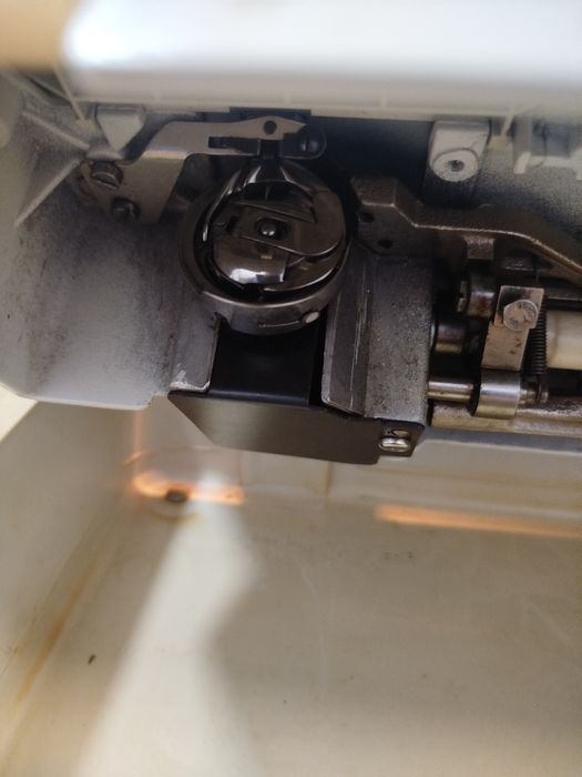 Mașina de cusut Pfaff 294