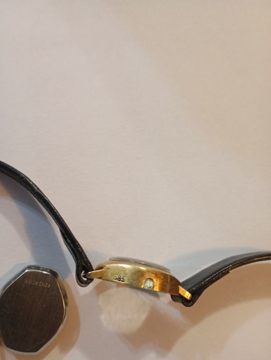 Ceas vechi de dama Aur 14K cu stanta