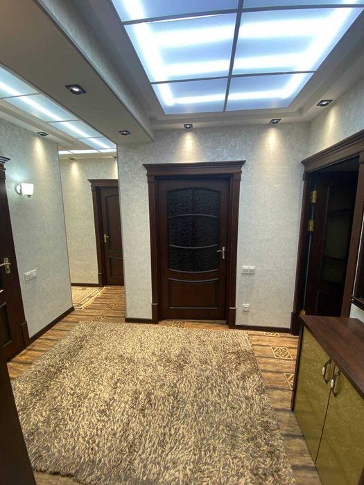 срочно продам 3х квартиру на Ц 1 с арендатором 800долл