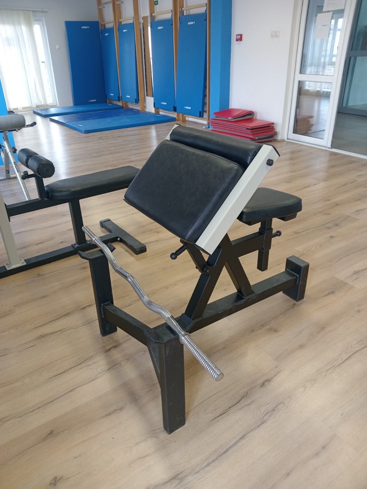 Banca pentru biceps / banca scott / preacher curl