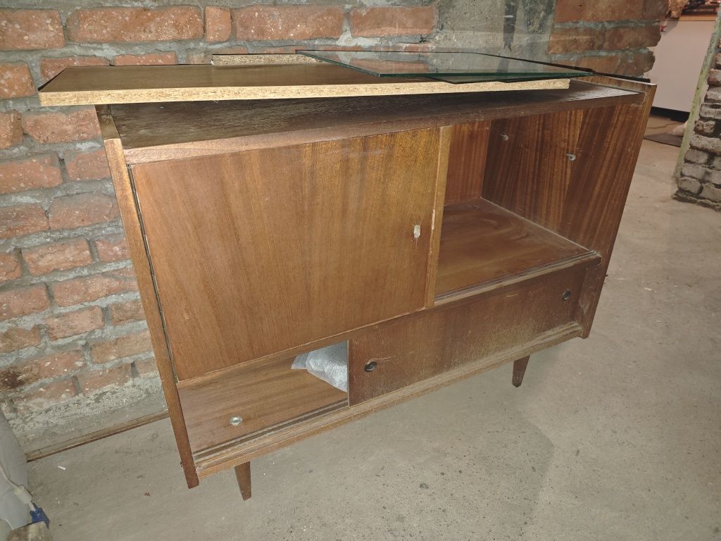 Секция от 1980 г.
