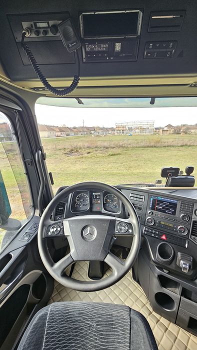 De vănzare Mercedes-Benz Actros