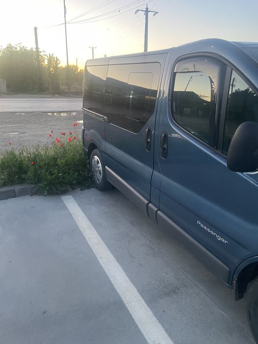 Vand renaut trafic 8+1