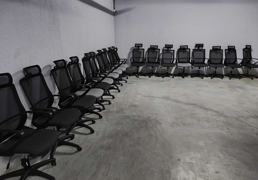 Кресло офисное, пр-во Россия (Nowy Styl), в хорошем состоянии, оптом