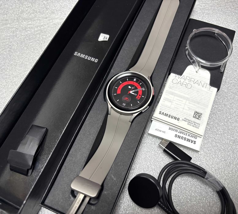 КАТО НОВ! Смарт часовник Samsung Galaxy Watch5 Pro 45mm Gray Titanium
