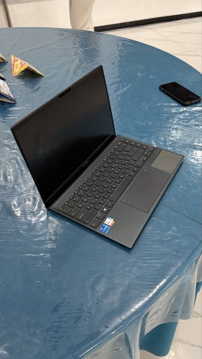 Продам ноутбук Asus ZenBook