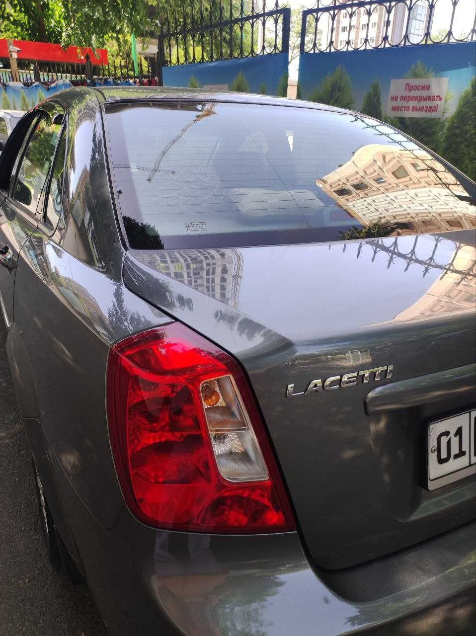 Chevrolet Lacetti 1.8 AT CDX - 10200 у.е