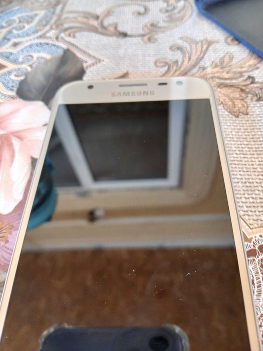 Vand Samsung j3 2017 in stare foarte bună