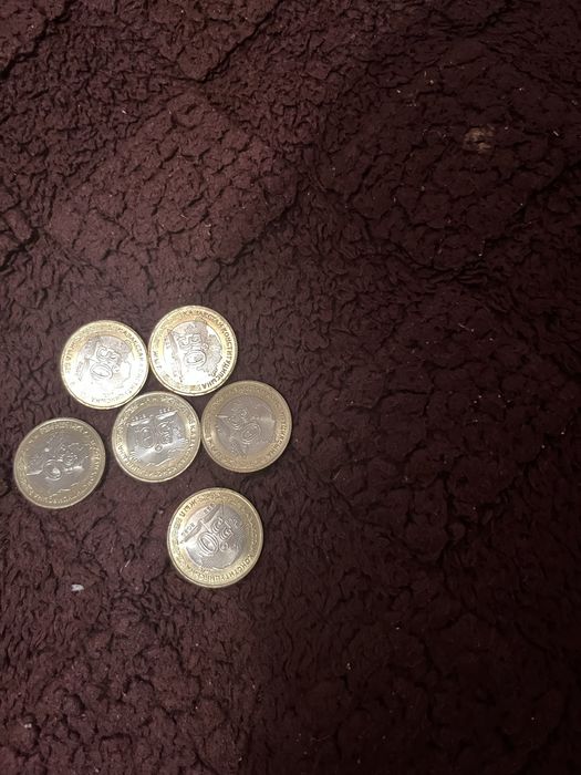 Продаю ! Колекционные монеты редкие.