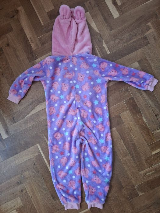 Костюм Peppa pig в розово и лилаво 104 см