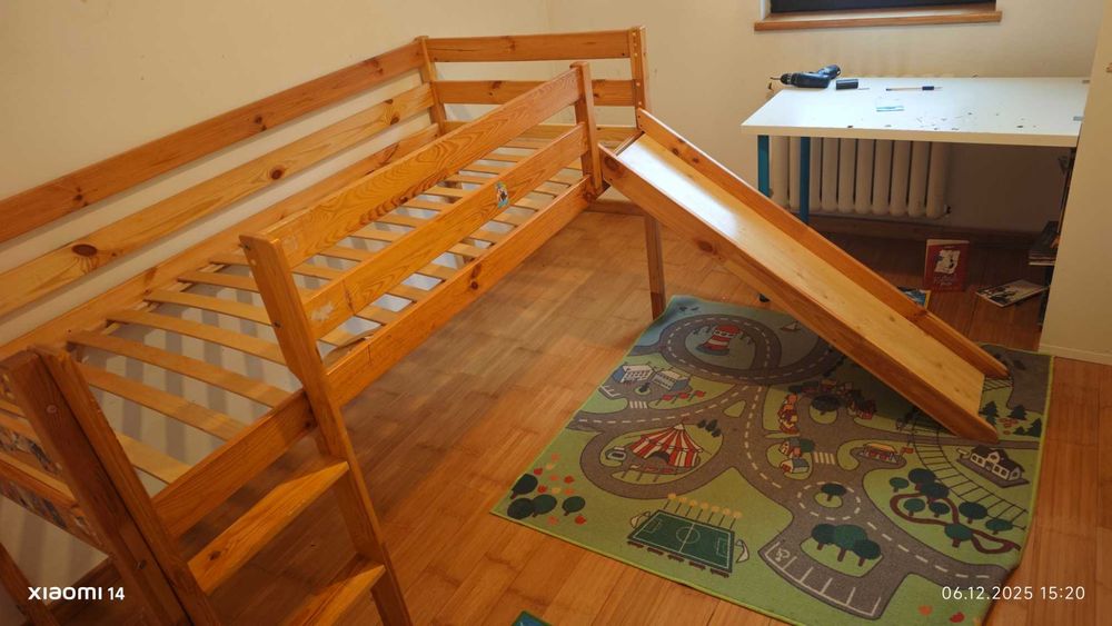 Pat copii cu tobogan