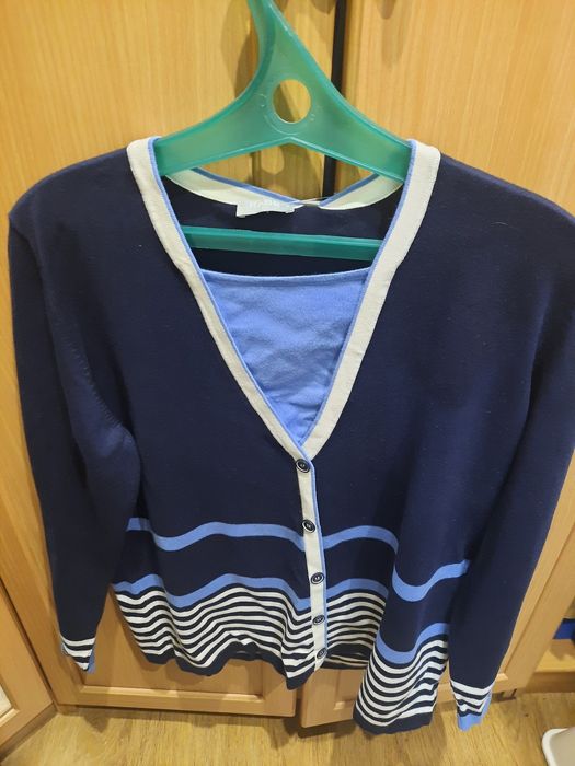 Продается кофта женская