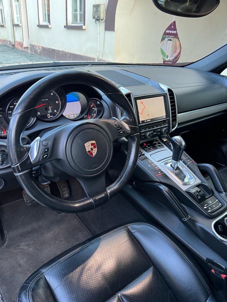 Porsche Cayenne 3.0 v6 2013