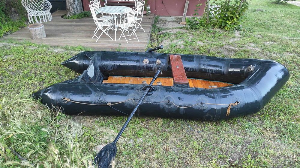 Военна лодка уникат