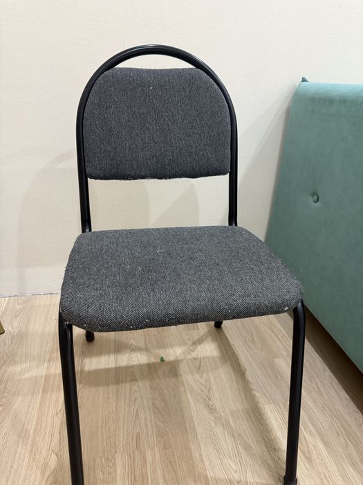 Стулья офисные