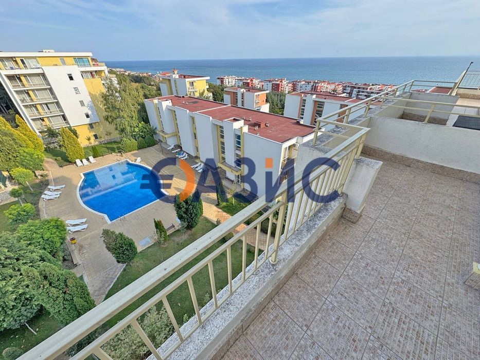 Двустаен апартамент в комплекс Crown Fort Club, 66 кв.м., Свети Влас,