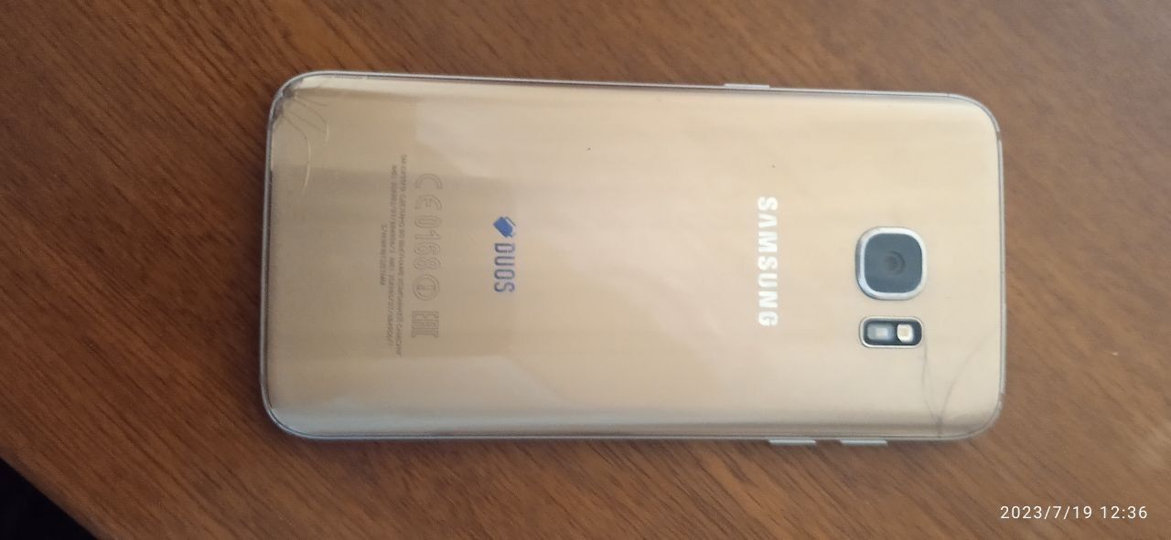 Samsung Galaxy S7 edge