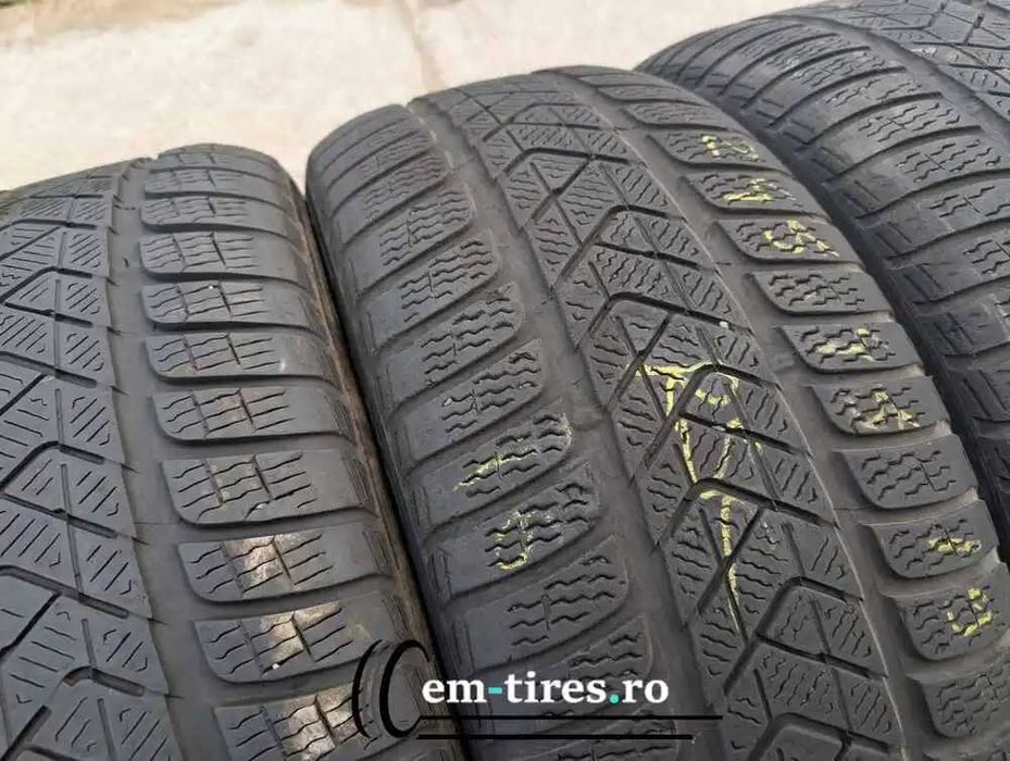 SET 4 Anvelope Iarna 245/45 R19 PIRELLI Sottozero 3 102V - Runflat